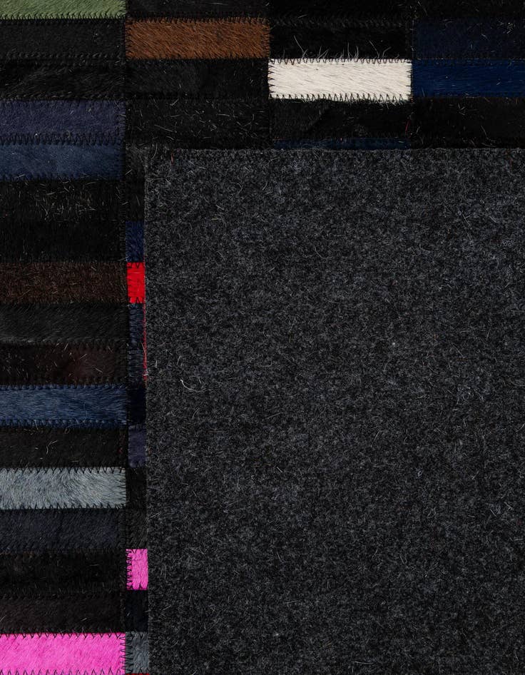 Detail image of  5' 2 x 8' Cowhide - Patchwork Rug