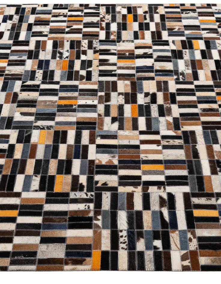 Detail image of  5' 1 x 7' 11 Cowhide - Patchwork Rug