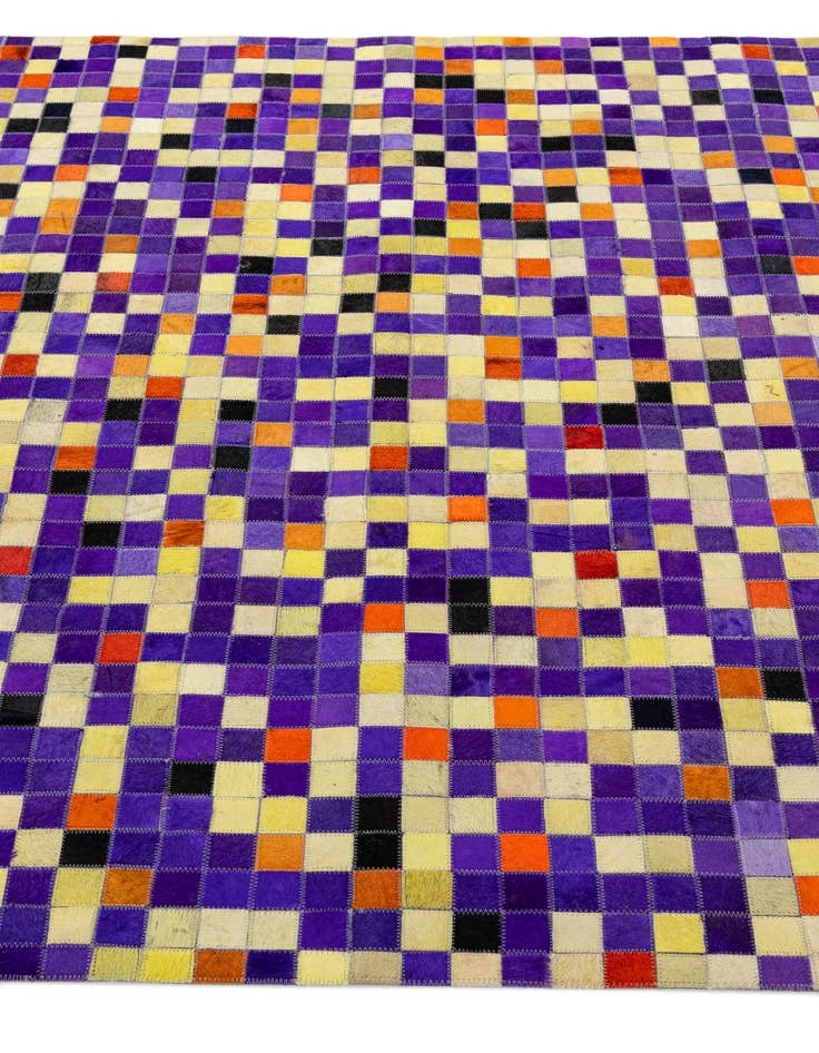 Detail image of  5' 1 x 7' 11 Cowhide - Patchwork Rug