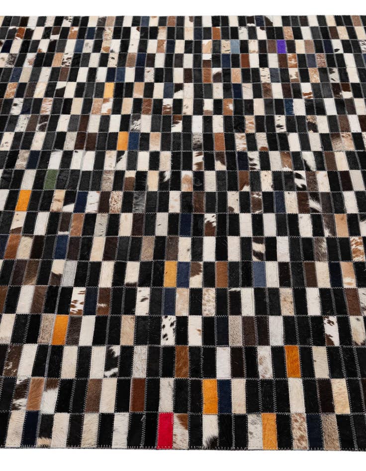 Detail image of  5' 1 x 7' 11 Cowhide - Patchwork Rug