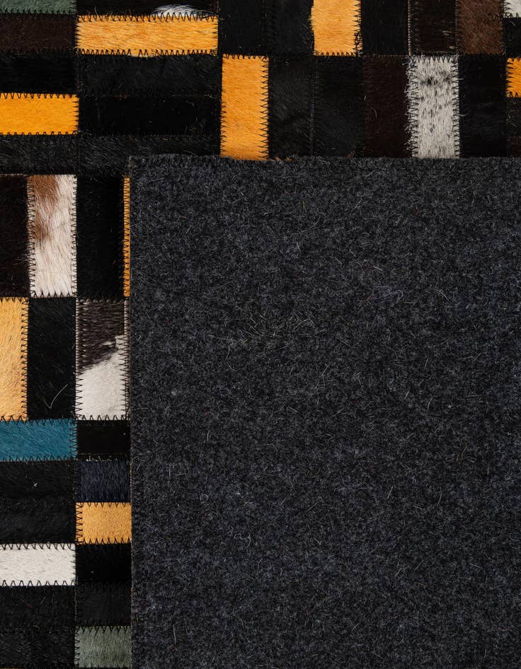Detail image of  5' 2 x 8' Cowhide - Patchwork Rug