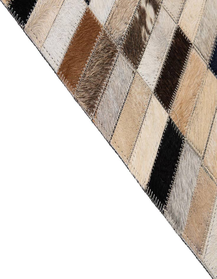 Detail image of  5' 1 x 8' Cowhide - Patchwork Rug
