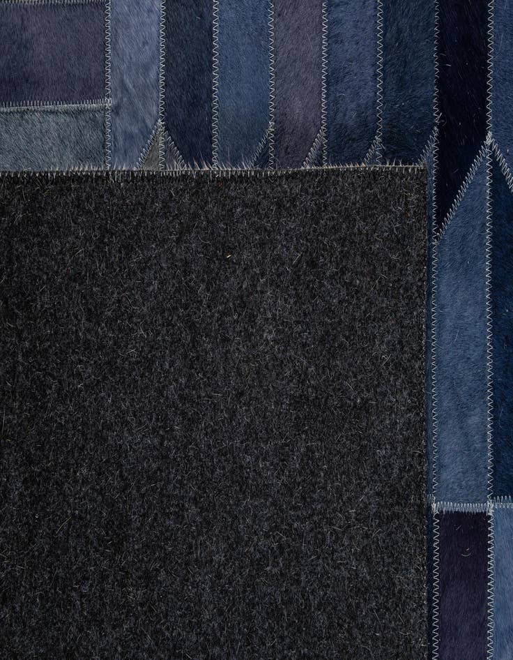 Detail image of  5' 1 x 8' Cowhide - Patchwork Rug