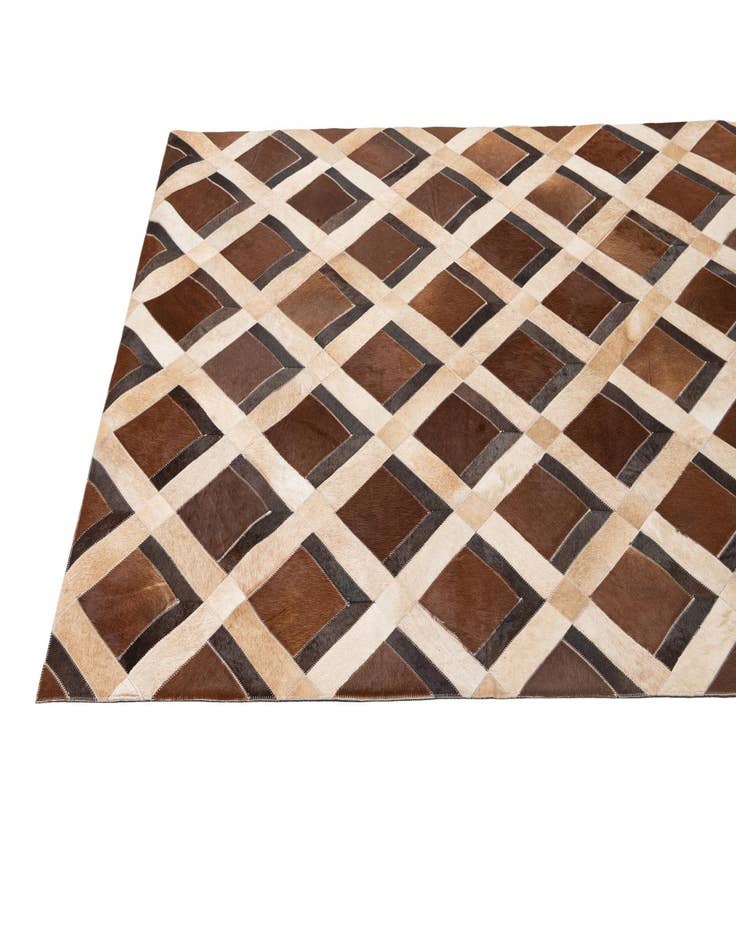 Detail image of  5' 2 x 8' Cowhide - Patchwork Rug