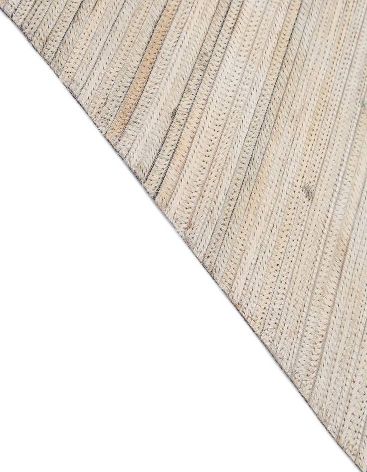 Detail image of  5' 6 x 8' Cowhide - Patchwork Rug