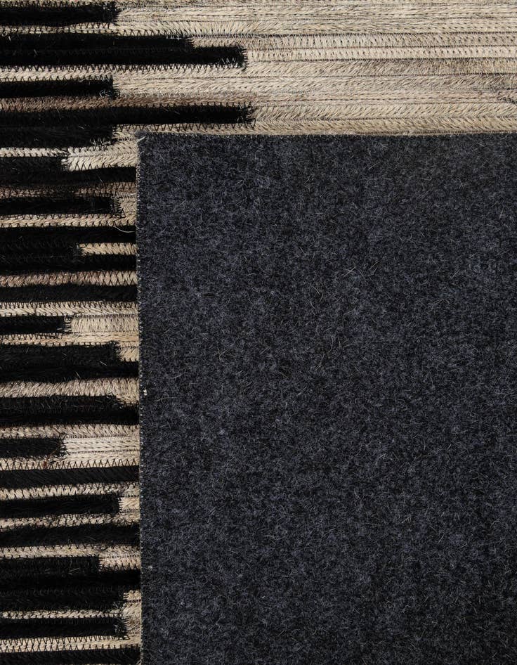 Detail image of  5' 6 x 8' Cowhide - Patchwork Rug