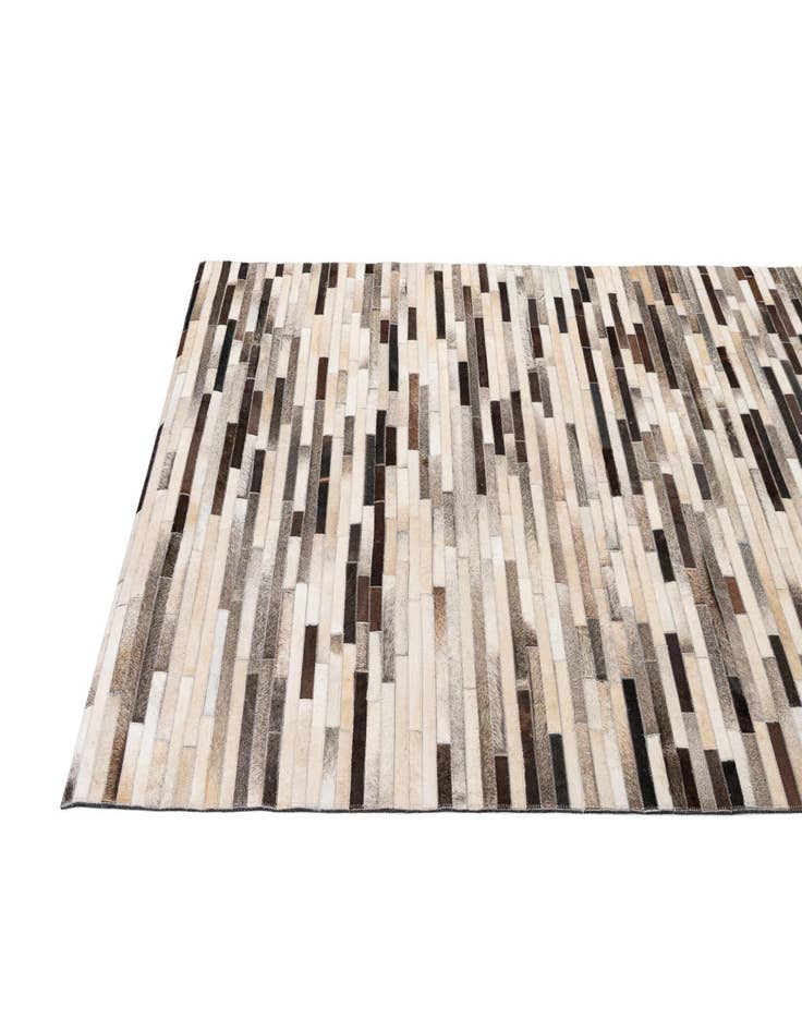 Detail image of  5' 3 x 8' Cowhide - Patchwork Rug