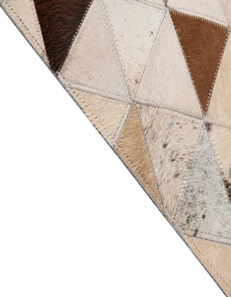 Detail image of  5' x 7' 11 Cowhide - Patchwork Rug