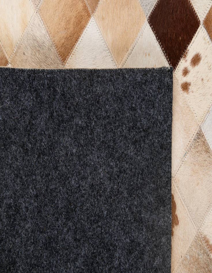 Detail image of  5' 1 x 8' Cowhide - Patchwork Rug