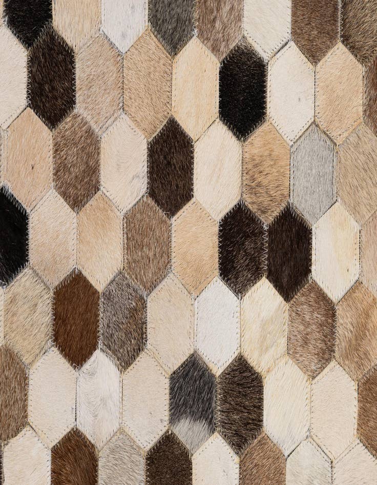 Detail image of  5' 1 x 8' Cowhide - Patchwork Rug