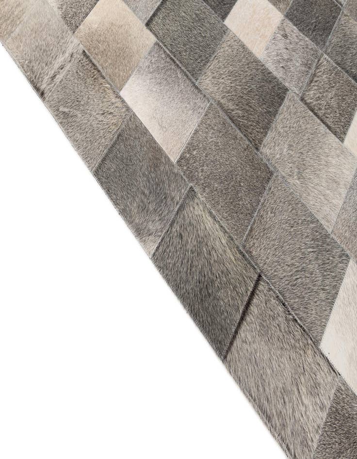 Detail image of  5' x 8' Cowhide - Patchwork Rug