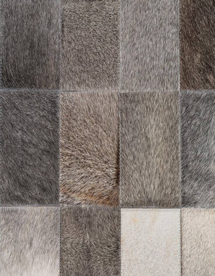 Detail image of  5' x 8' Cowhide - Patchwork Rug