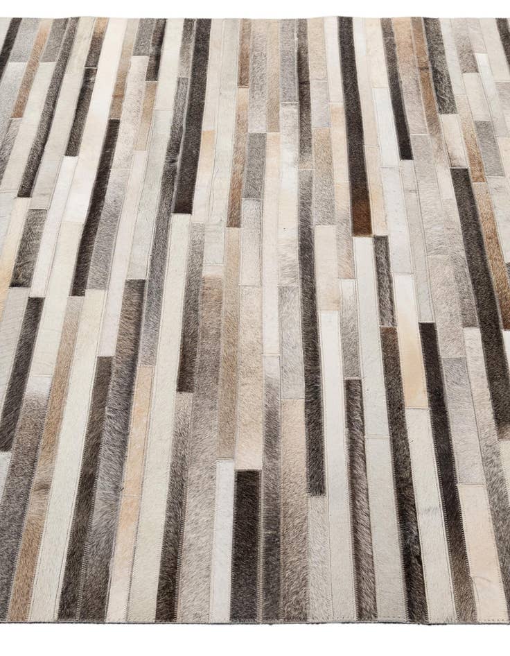 Detail image of  5' 2 x 8' Cowhide - Patchwork Rug