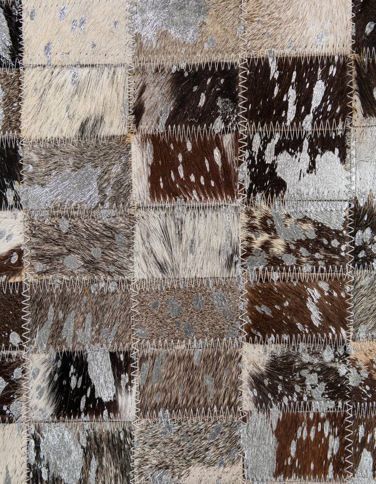 Detail image of  5' 1 x 8' Cowhide - Patchwork Rug