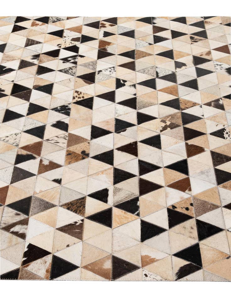 Detail image of  5' 2 x 8' Cowhide - Patchwork Rug