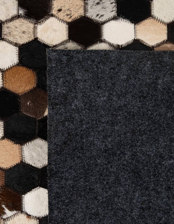 Detail image of  5' 1 x 8' Cowhide - Patchwork Rug