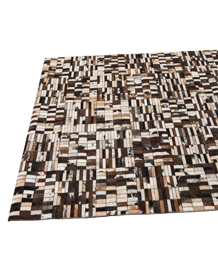 Detail image of  5' x 7' 10 Cowhide - Patchwork Rug