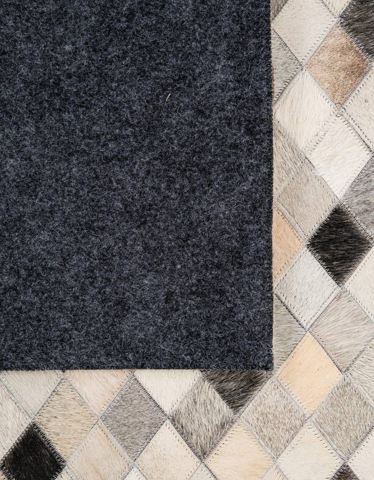 Detail image of  5' 8 x 8' Cowhide - Patchwork Rug