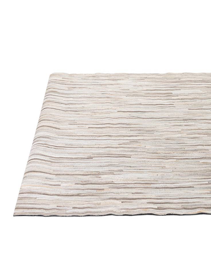 Detail image of  5' 1 x 8' Cowhide - Patchwork Rug