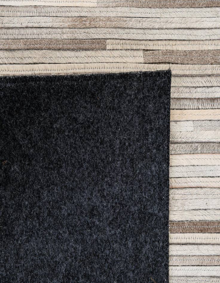 Detail image of  5' 1 x 8' Cowhide - Patchwork Rug