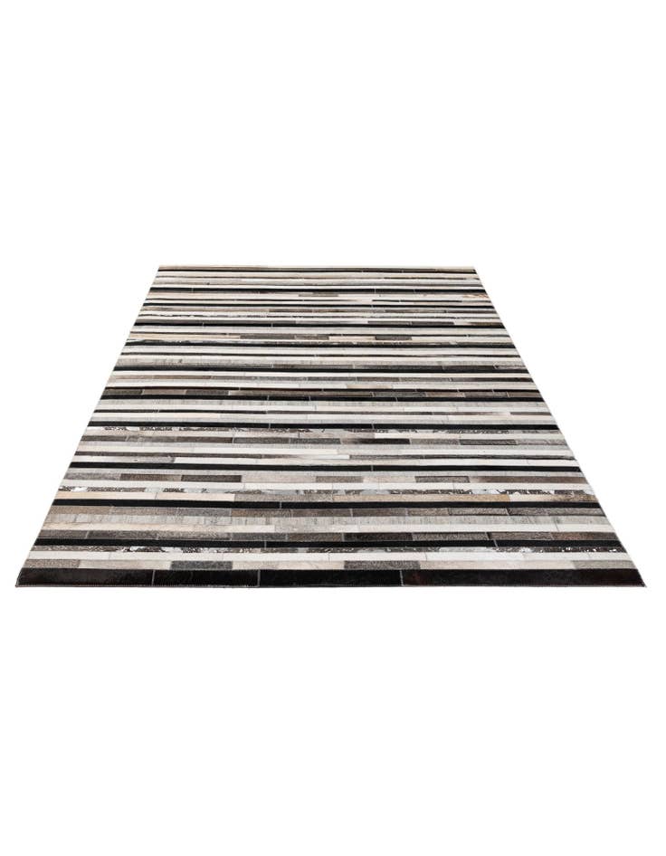 Detail image of  5' x 7' 11 Cowhide - Patchwork Rug