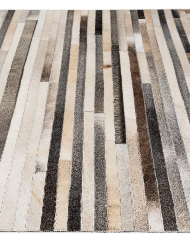 Detail image of  5' x 7' 11 Cowhide - Patchwork Rug