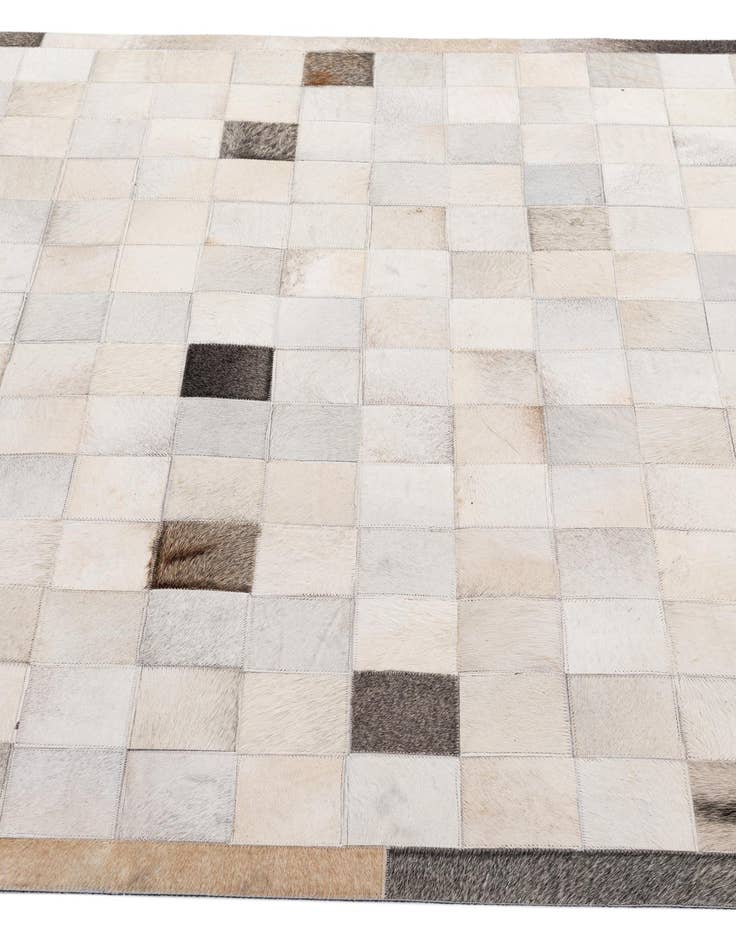 Detail image of  5' x 7' 10 Cowhide - Patchwork Rug