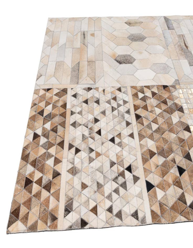 Detail image of  5' 2 x 8' Cowhide - Patchwork Rug