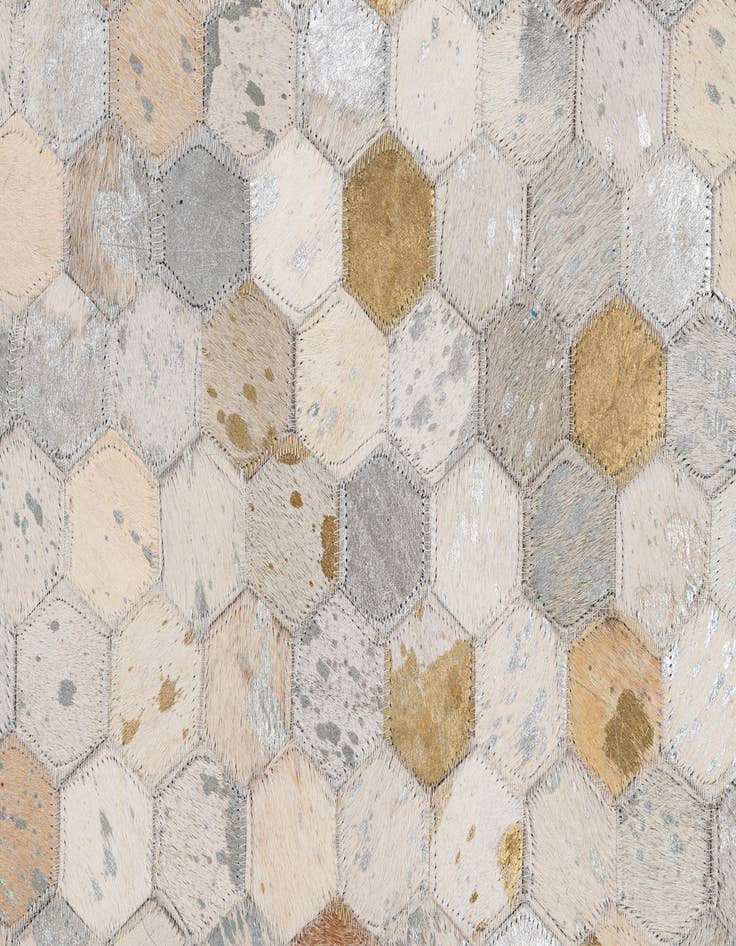 Detail image of  5' 1 x 8' Cowhide - Patchwork Rug