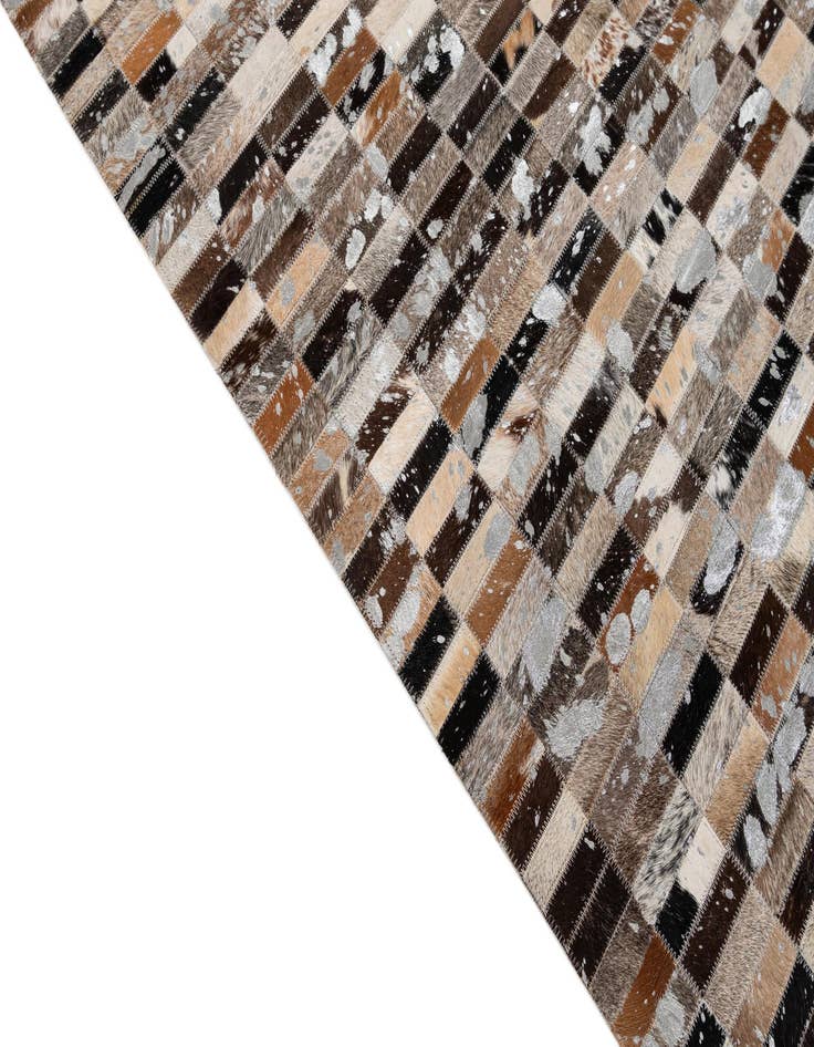 Detail image of  5' x 7' 11 Cowhide - Patchwork Rug