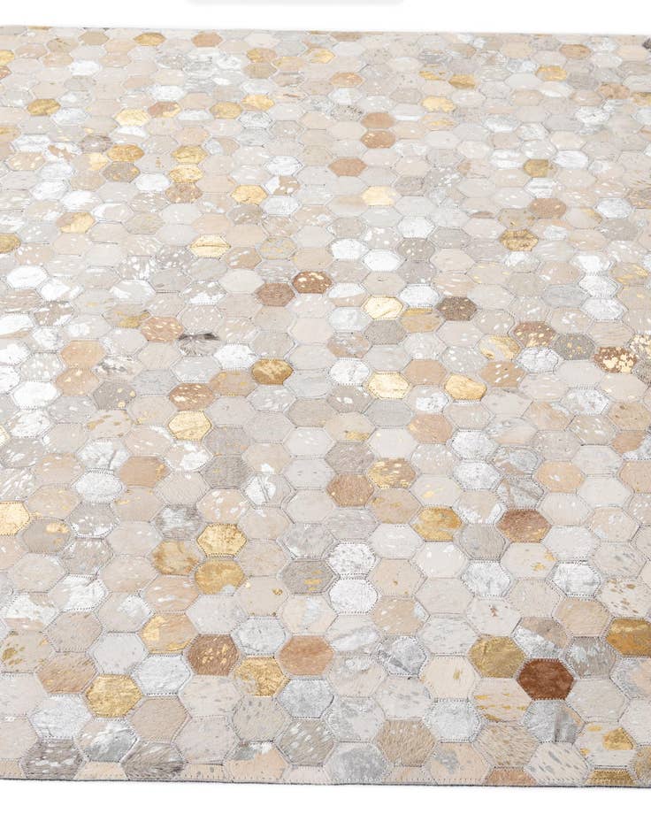 Detail image of  5' x 7' 11 Cowhide - Patchwork Rug