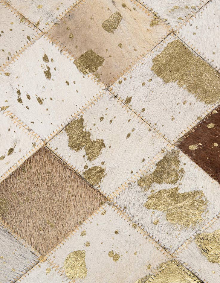 Detail image of  5' x 7' 10 Cowhide - Patchwork Rug