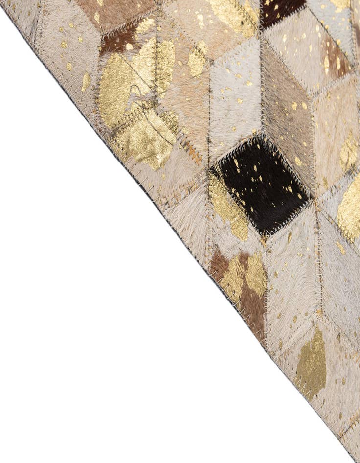 Detail image of  5' 3 x 8' Cowhide - Patchwork Rug