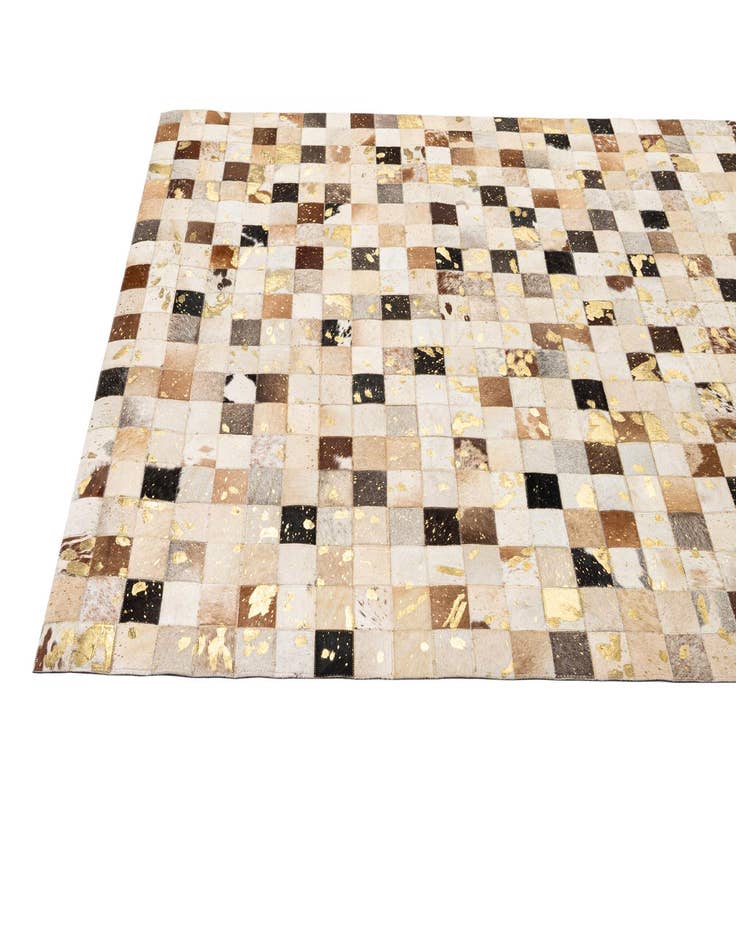 Detail image of  5' 1 x 8' Cowhide - Patchwork Rug