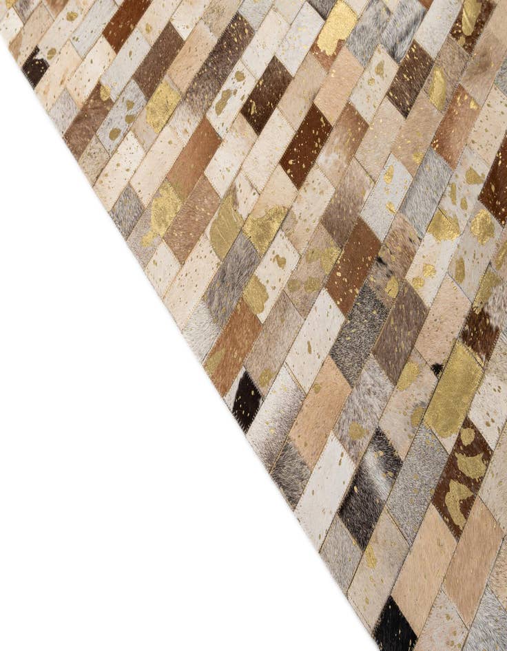 Detail image of  5' x 7' 11 Cowhide - Patchwork Rug