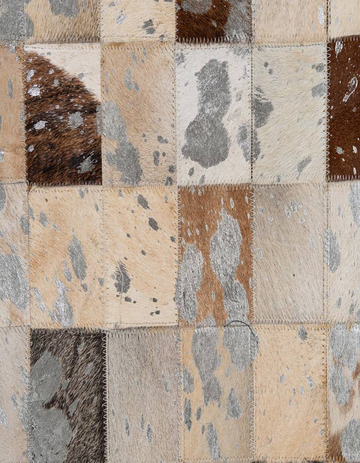 Detail image of  5' 2 x 8' Cowhide - Patchwork Rug