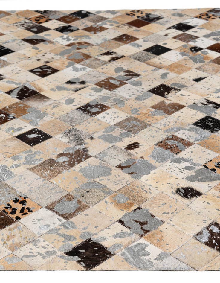 Detail image of  5' 1 x 8' Cowhide - Patchwork Rug