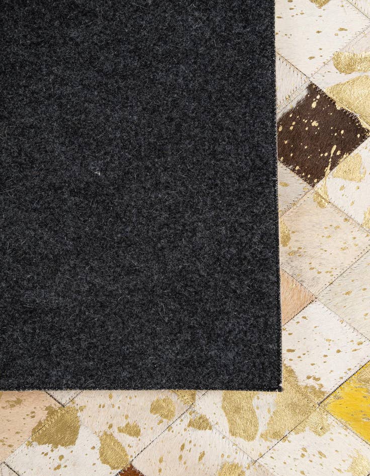 Detail image of  5' x 7' 9 Cowhide - Patchwork Rug