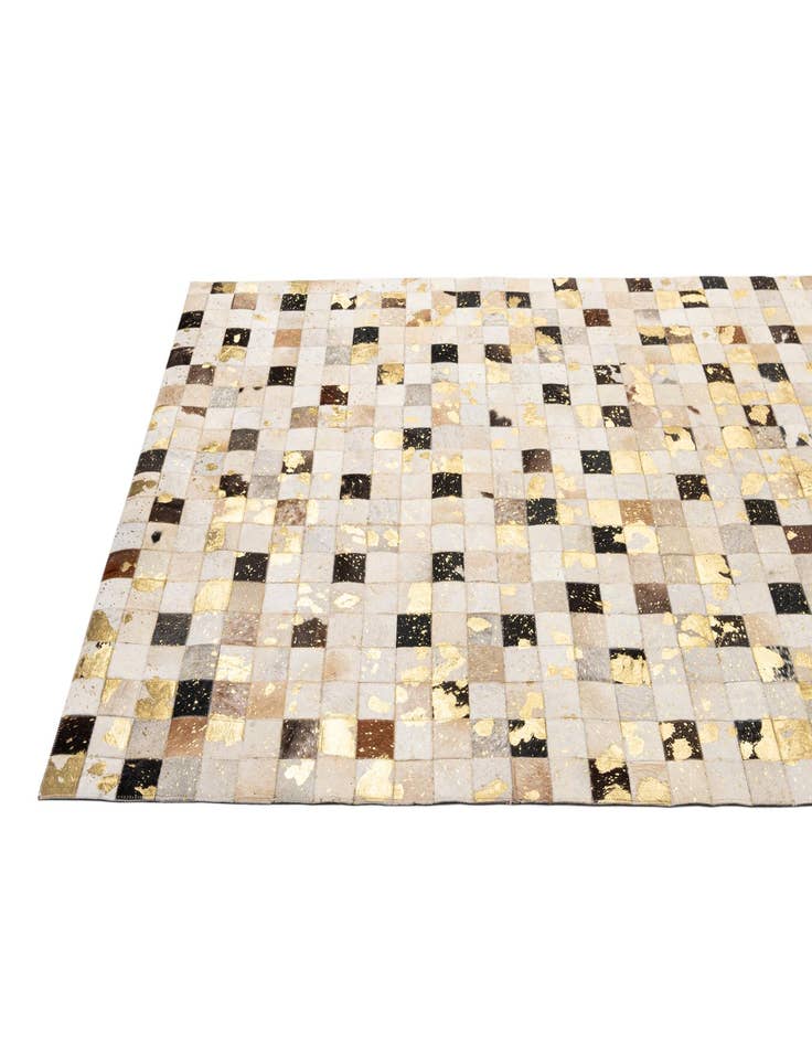 Detail image of  5' 1 x 8' Cowhide - Patchwork Rug