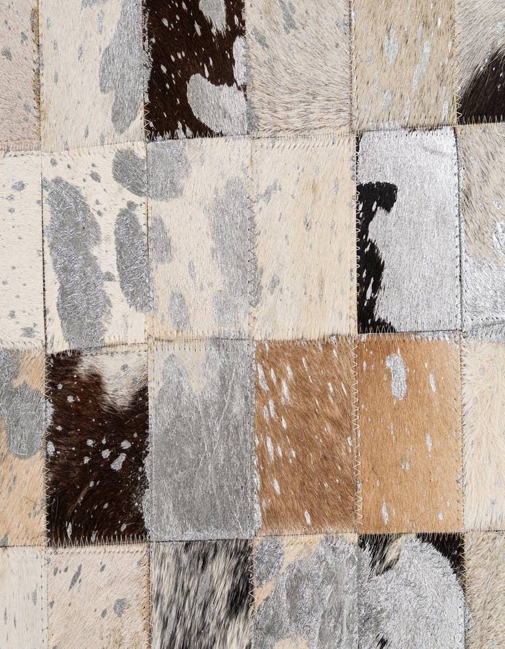 Detail image of  5' x 7' 11 Cowhide - Patchwork Rug