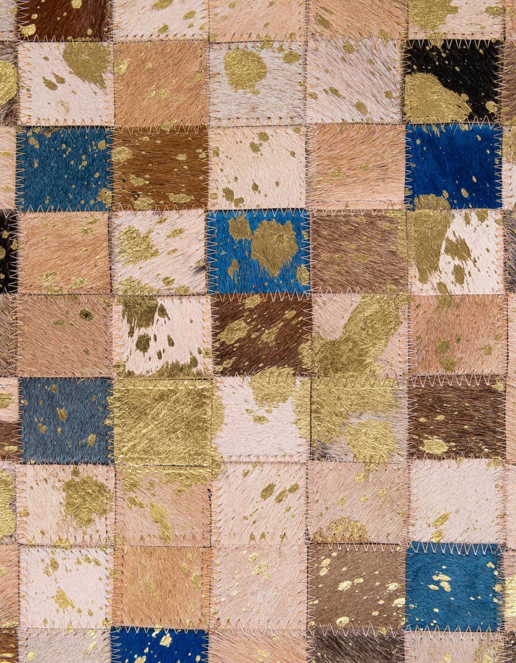 Detail image of  5' 1 x 7' 11 Cowhide - Patchwork Rug