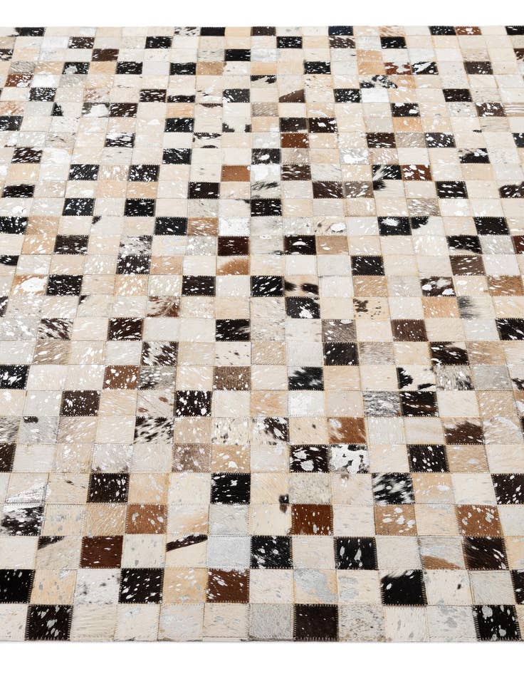 Detail image of  5' x 7' 11 Cowhide - Patchwork Rug