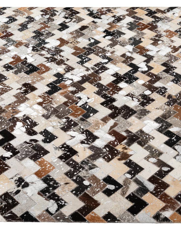 Detail image of  5' x 7' 11 Cowhide - Patchwork Rug