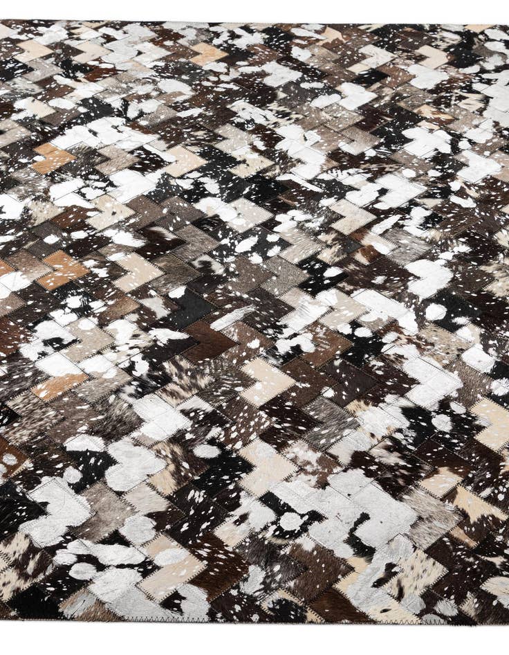 Detail image of  5' x 7' 11 Cowhide - Patchwork Rug