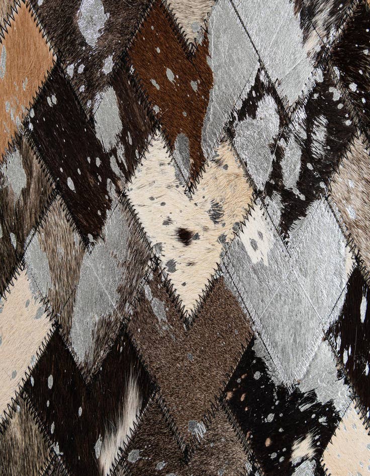 Detail image of  5' x 7' 11 Cowhide - Patchwork Rug
