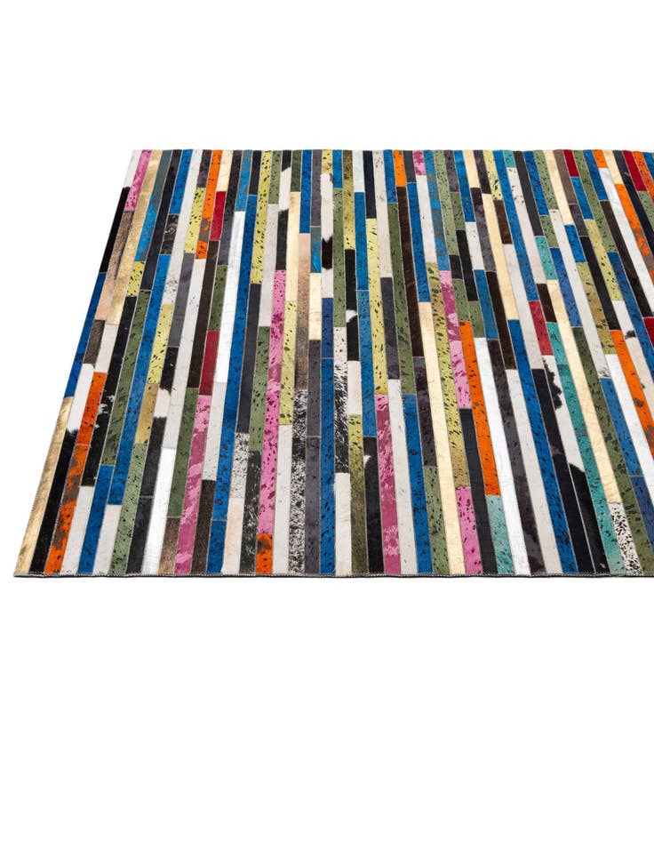 Detail image of  5' 1 x 7' 11 Cowhide - Patchwork Rug