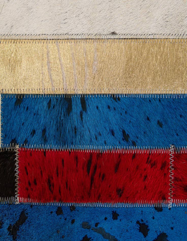 Detail image of  5' 1 x 7' 11 Cowhide - Patchwork Rug