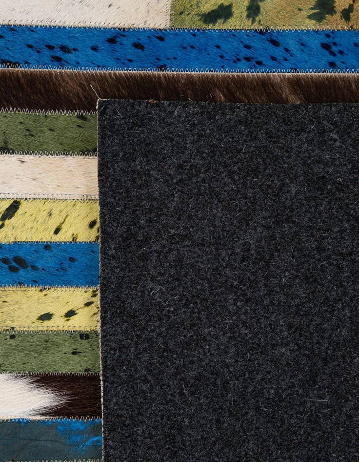Detail image of  5' 1 x 7' 11 Cowhide - Patchwork Rug