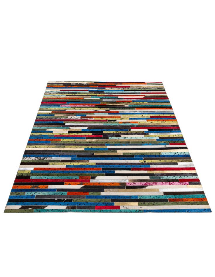 Detail image of  5' 1 x 8' Cowhide - Patchwork Rug