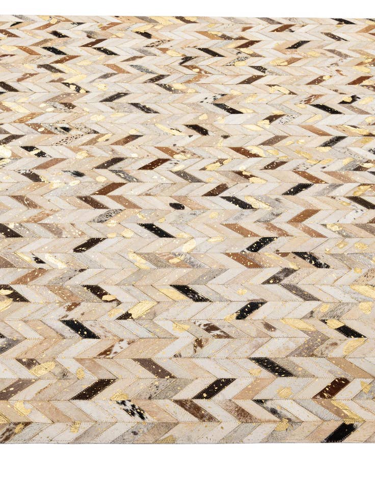 Detail image of  5' 2 x 8' Cowhide - Patchwork Rug